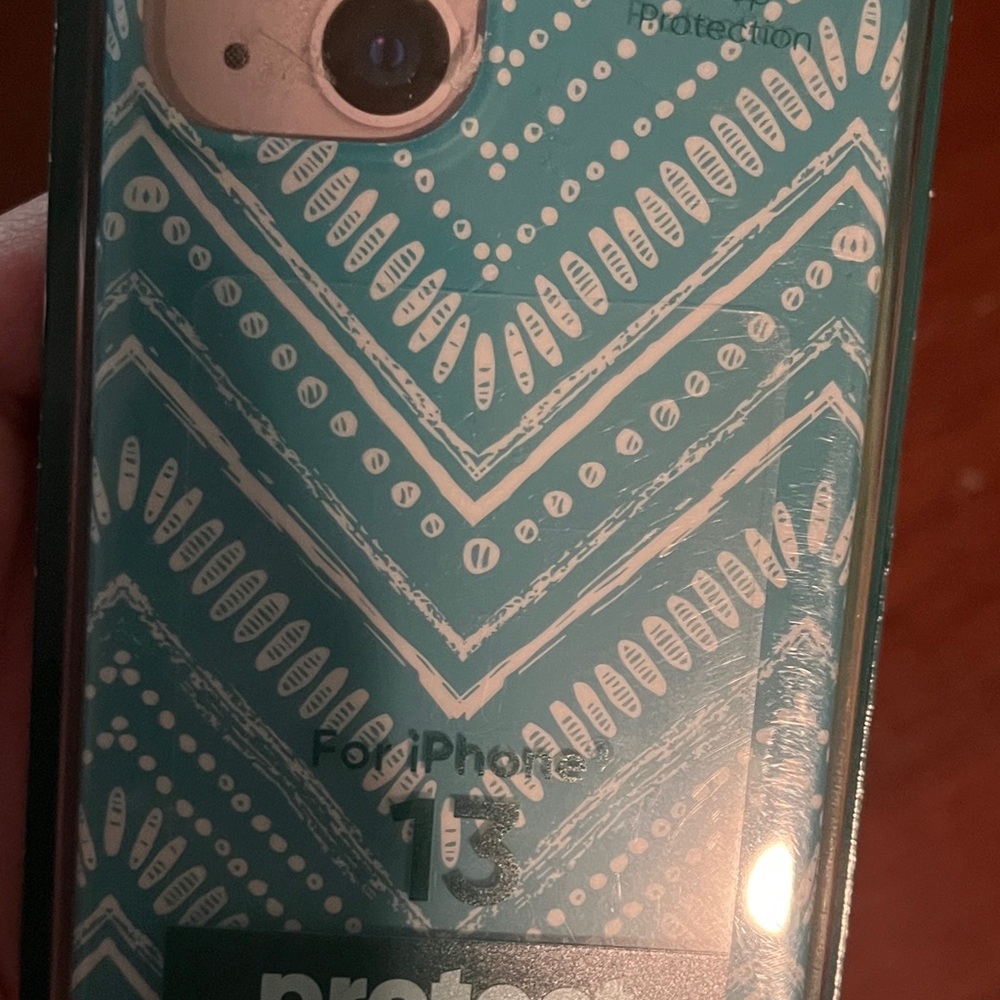 NWT- BUNDLE OF iPhone 13 Cases - Picture 7 of 9